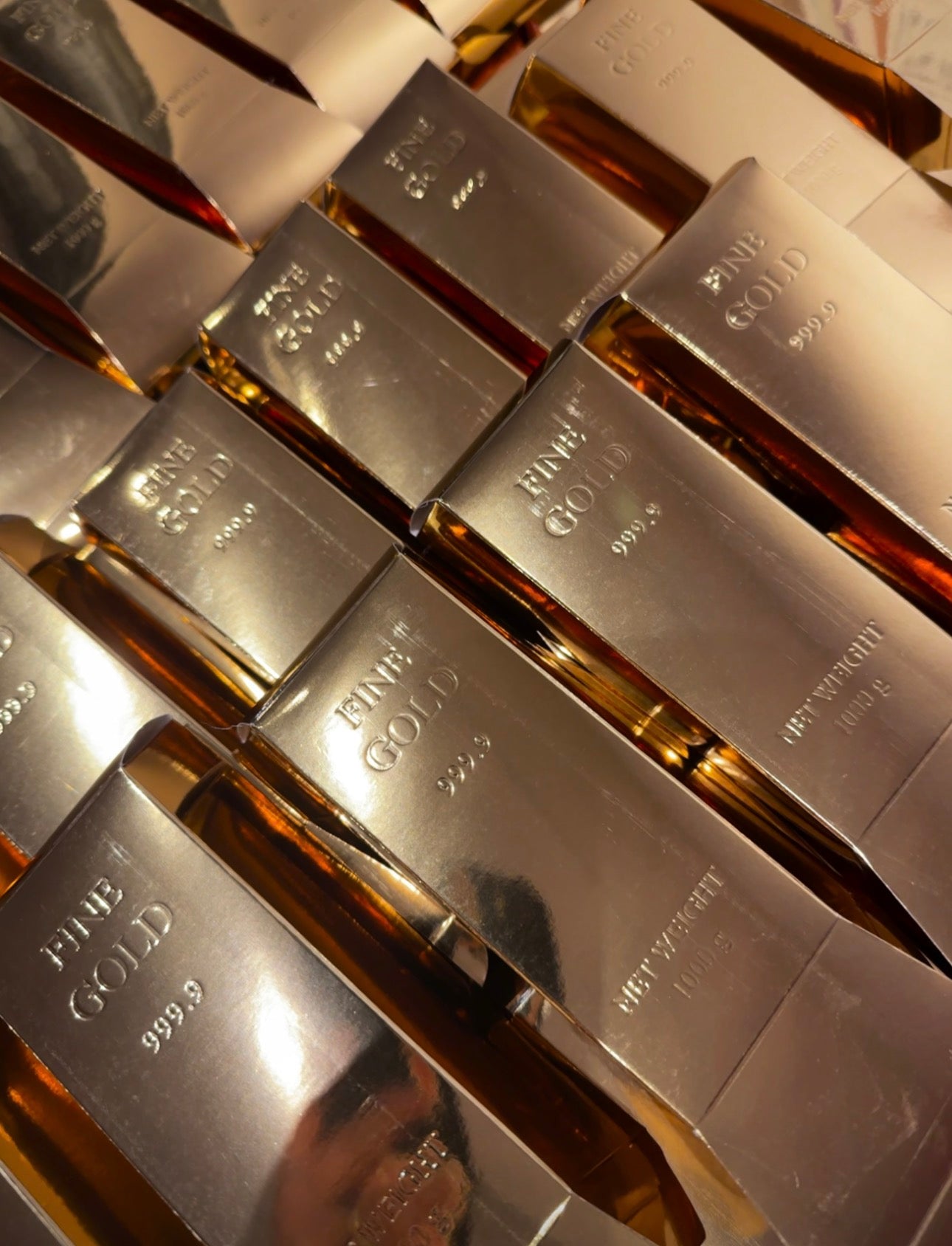 Gold Star Boxes - dropping tonight at 830pm