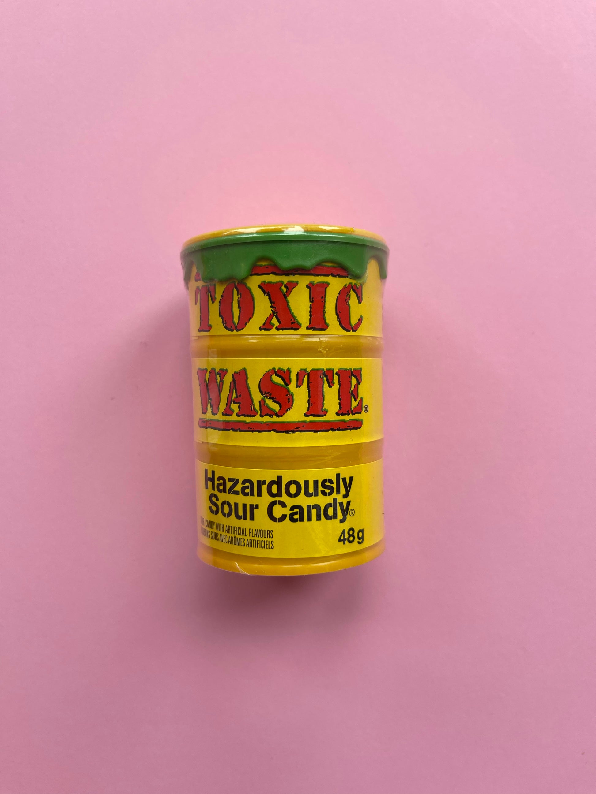 TOXIC WASTE HAZARDOUSLY SOUR CANDY 5-FLAVORS 48g